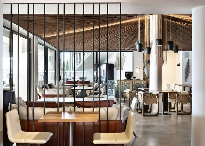 Sulia House Porto Rotondo, Curio Collection By Hilton ポルト・ロトンド