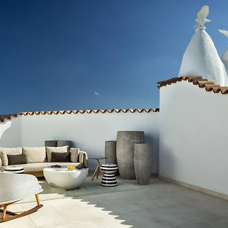 Sulia House Porto Rotondo, Curio Collection By Hilton מלון