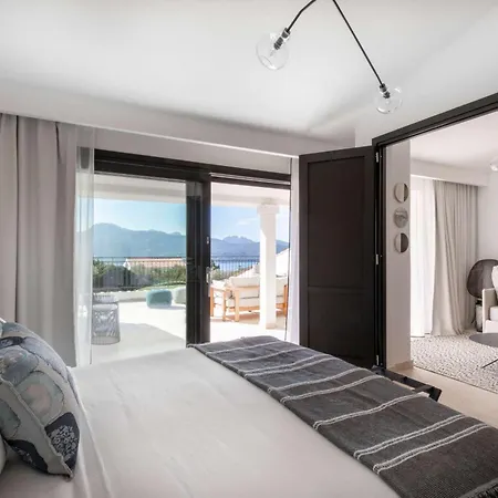 מלון Sulia House Porto Rotondo, Curio Collection By Hilton 4*