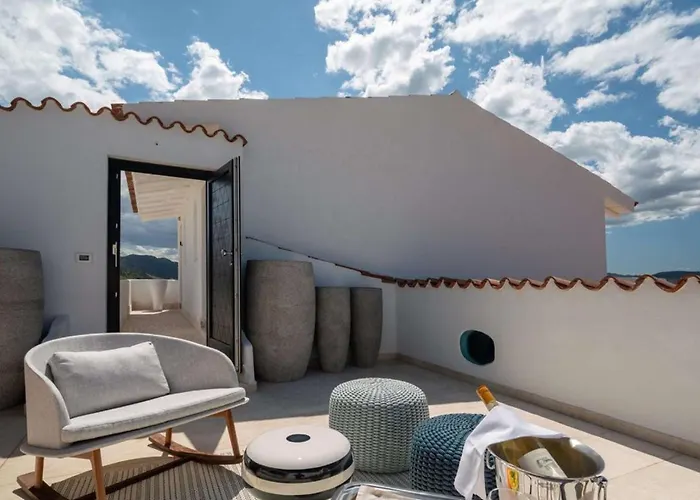 Hotel Sulia House Porto Rotondo, Curio Collection By Hilton