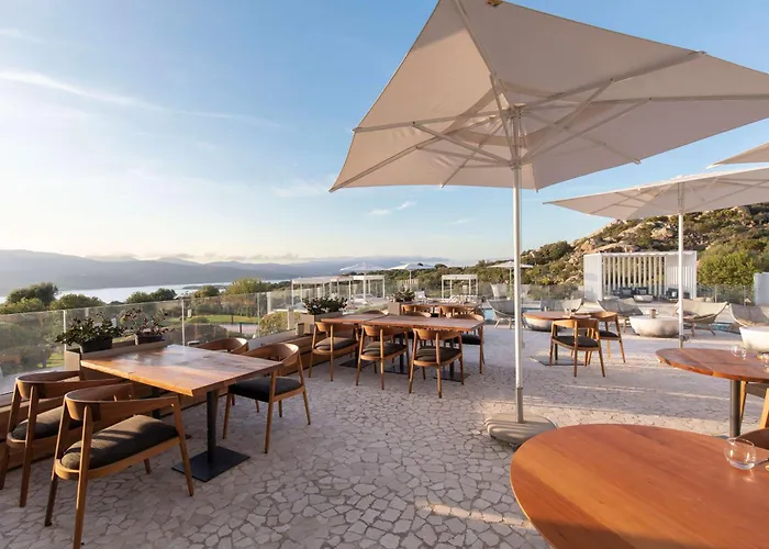 Hotel Sulia House Porto Rotondo, Curio Collection By Hilton 4*