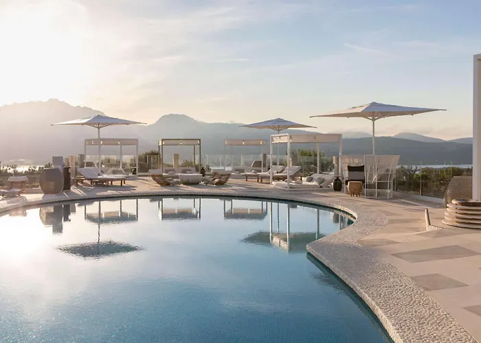 Sulia House Porto Rotondo, Curio Collection By Hilton 4*